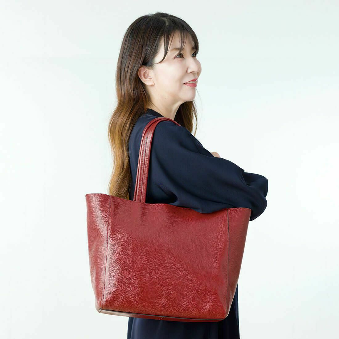 シュリンクレザートートバッグ