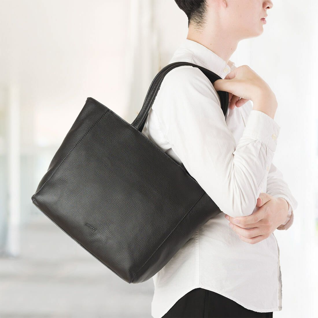 シュリンクレザートートバッグ