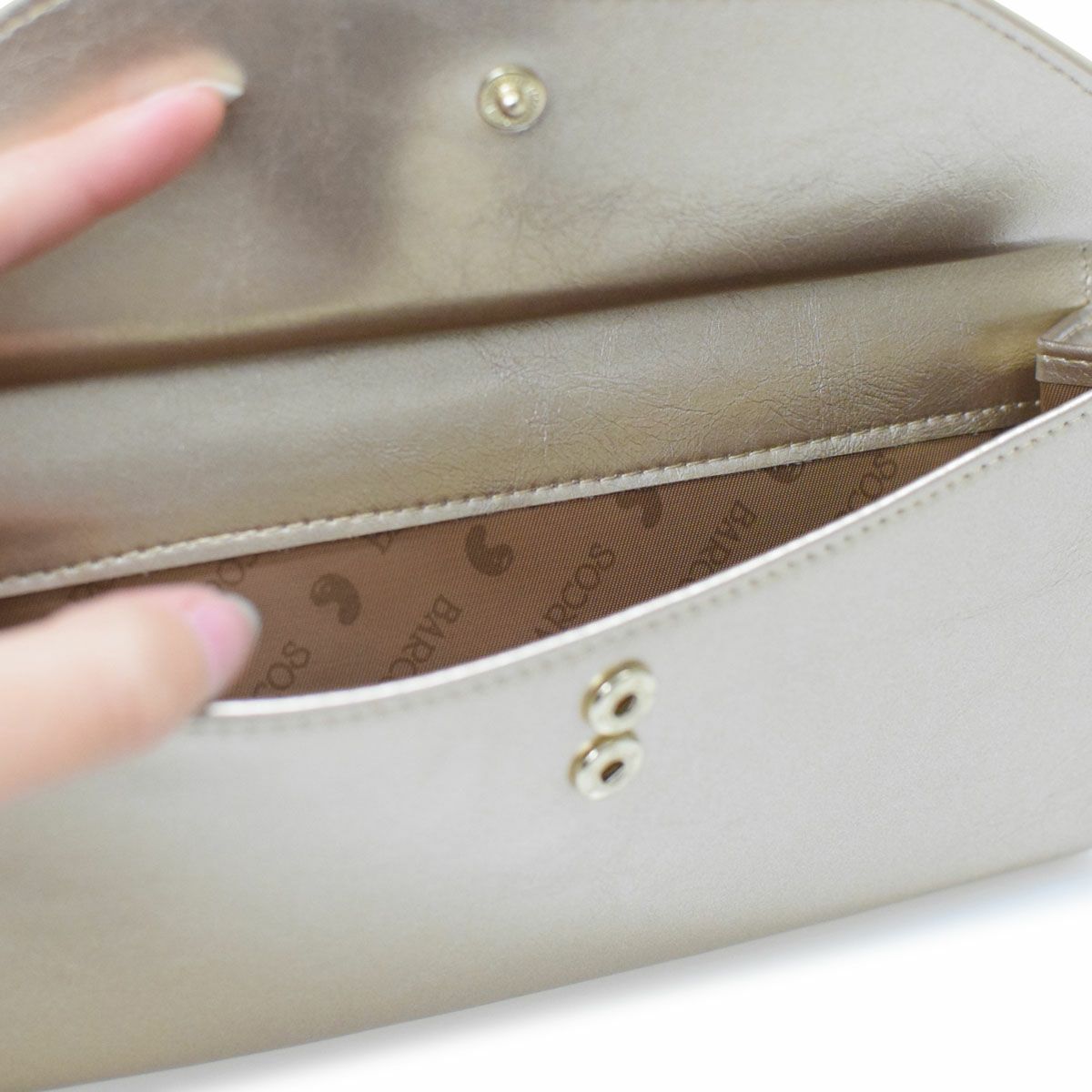 マルチウォレット ジーナ