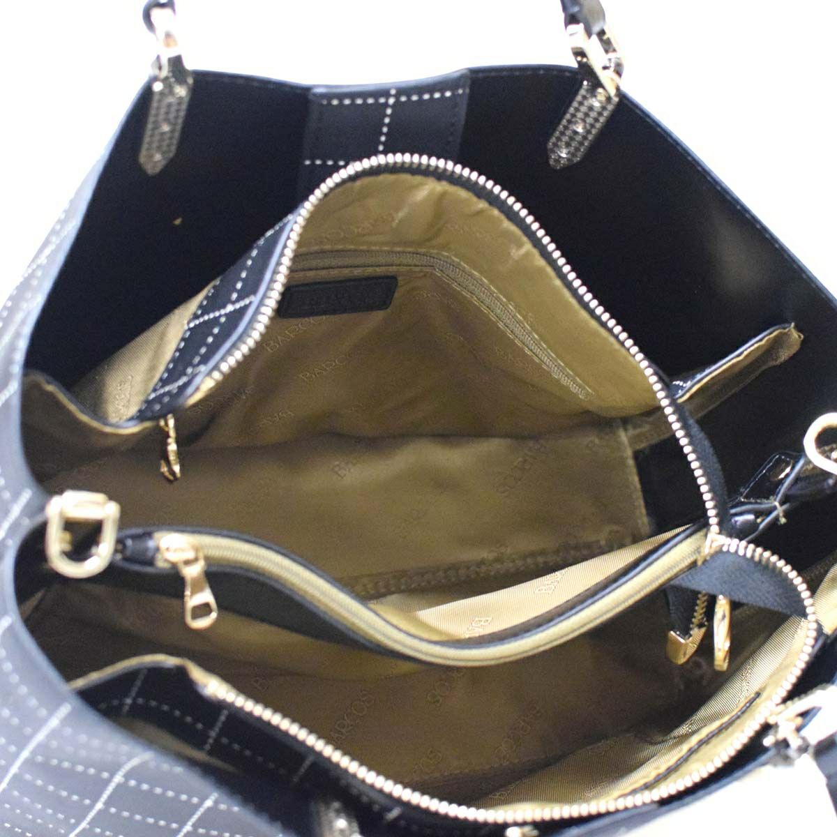 PVCハンドバッグ