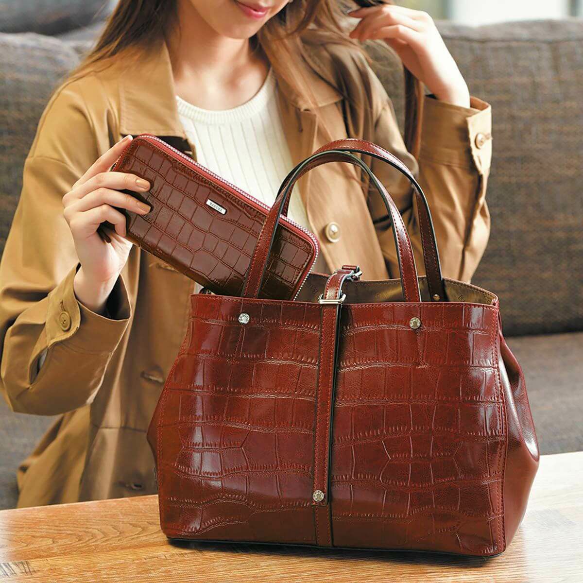 【セット商品】クロコダイル型押しシャイニングレザートート＆ロングウォレット