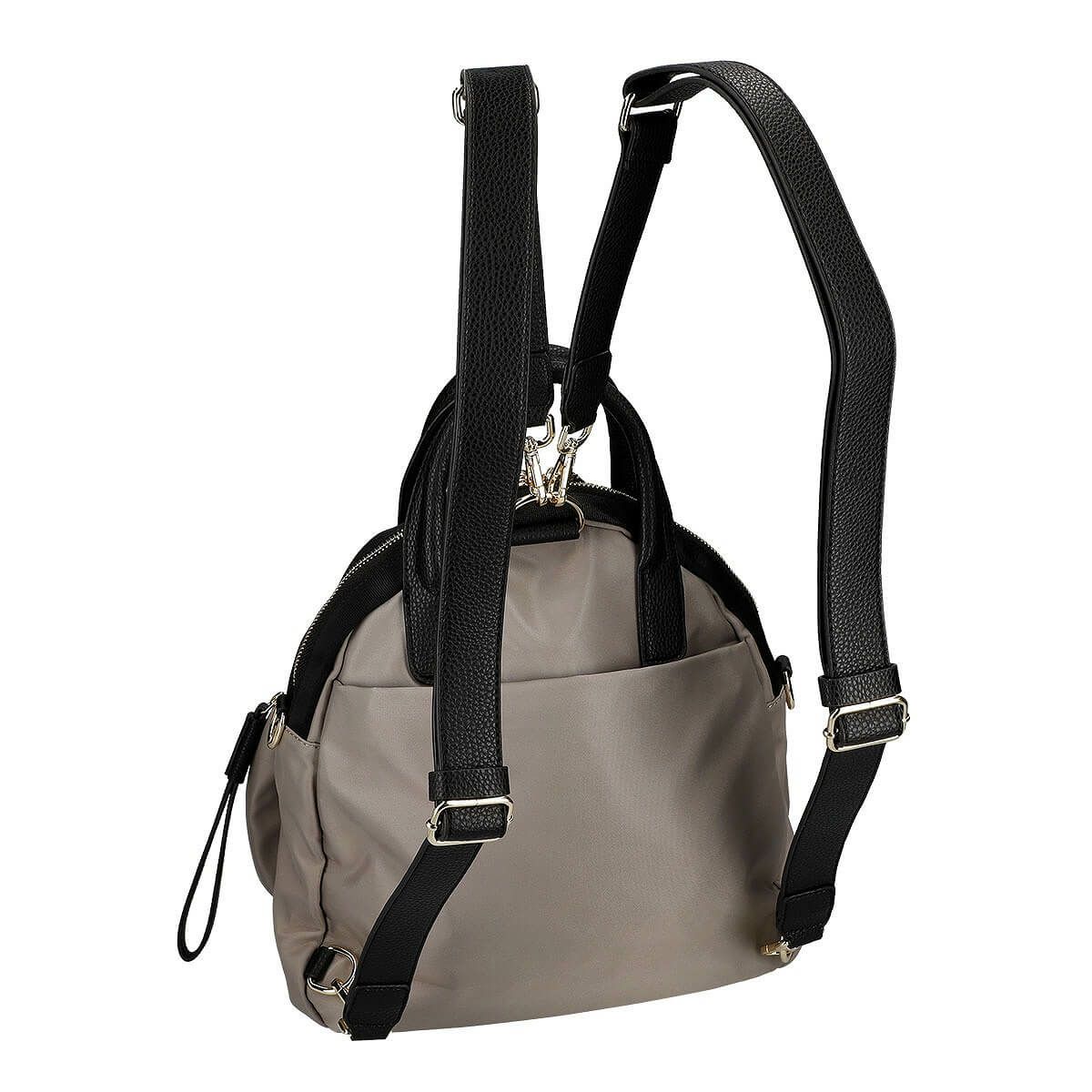 ナイロンリュック