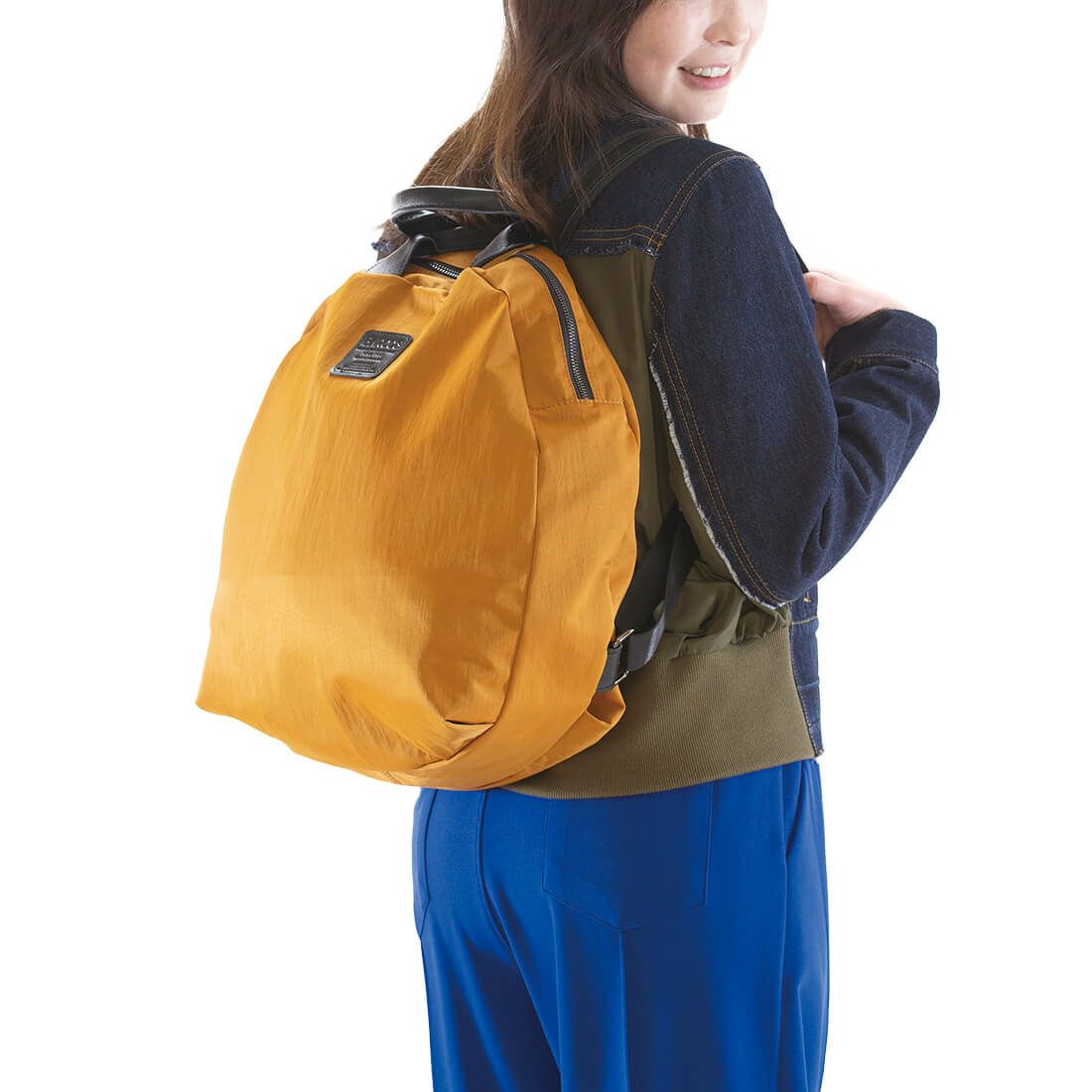 ナイロンラウンドリュック