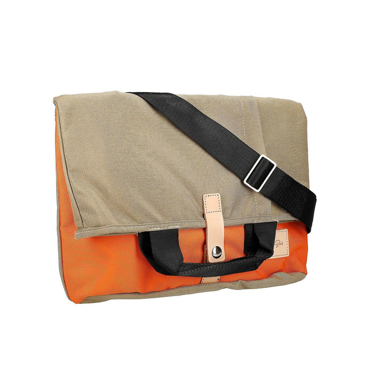 ポリエステルロゴ付きショルダーバッグ