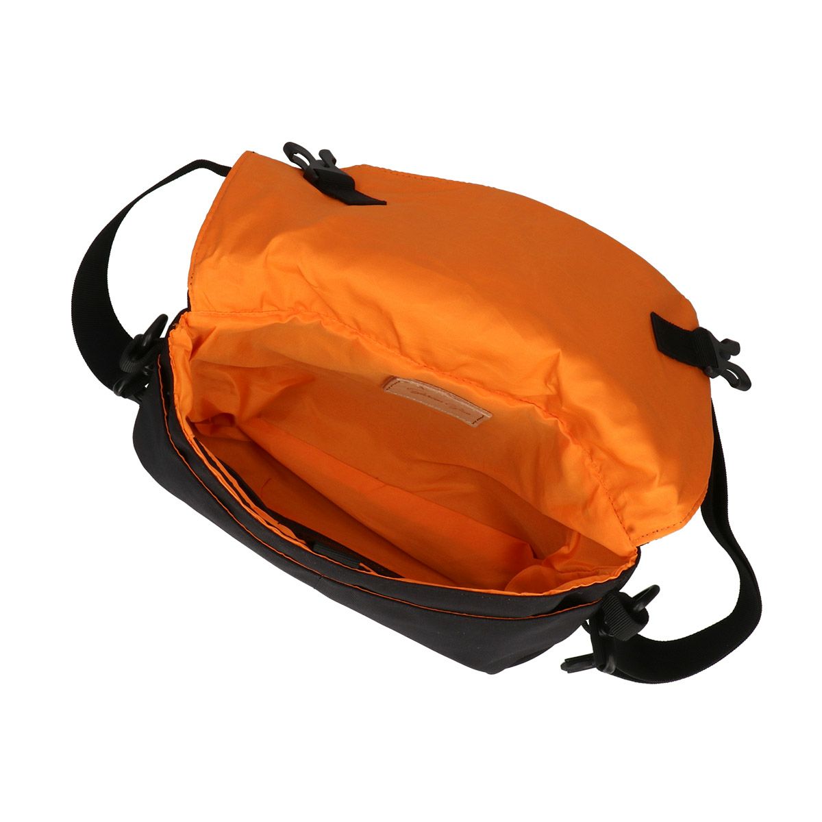 軽量メッセンジャーバッグ