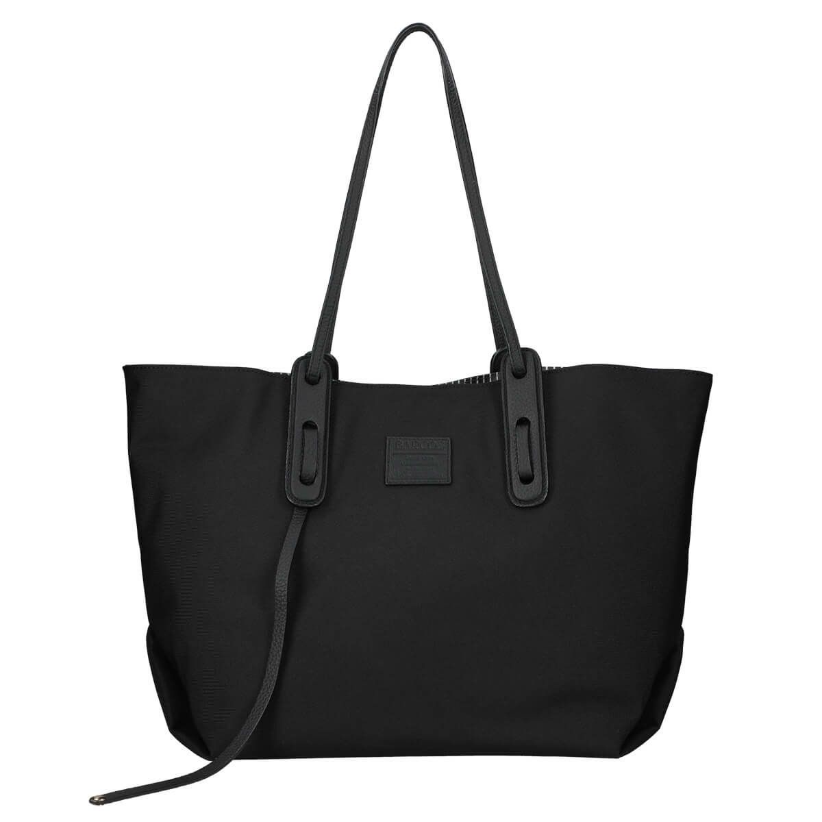 ポーチ付きバックルデザイントートバッグ