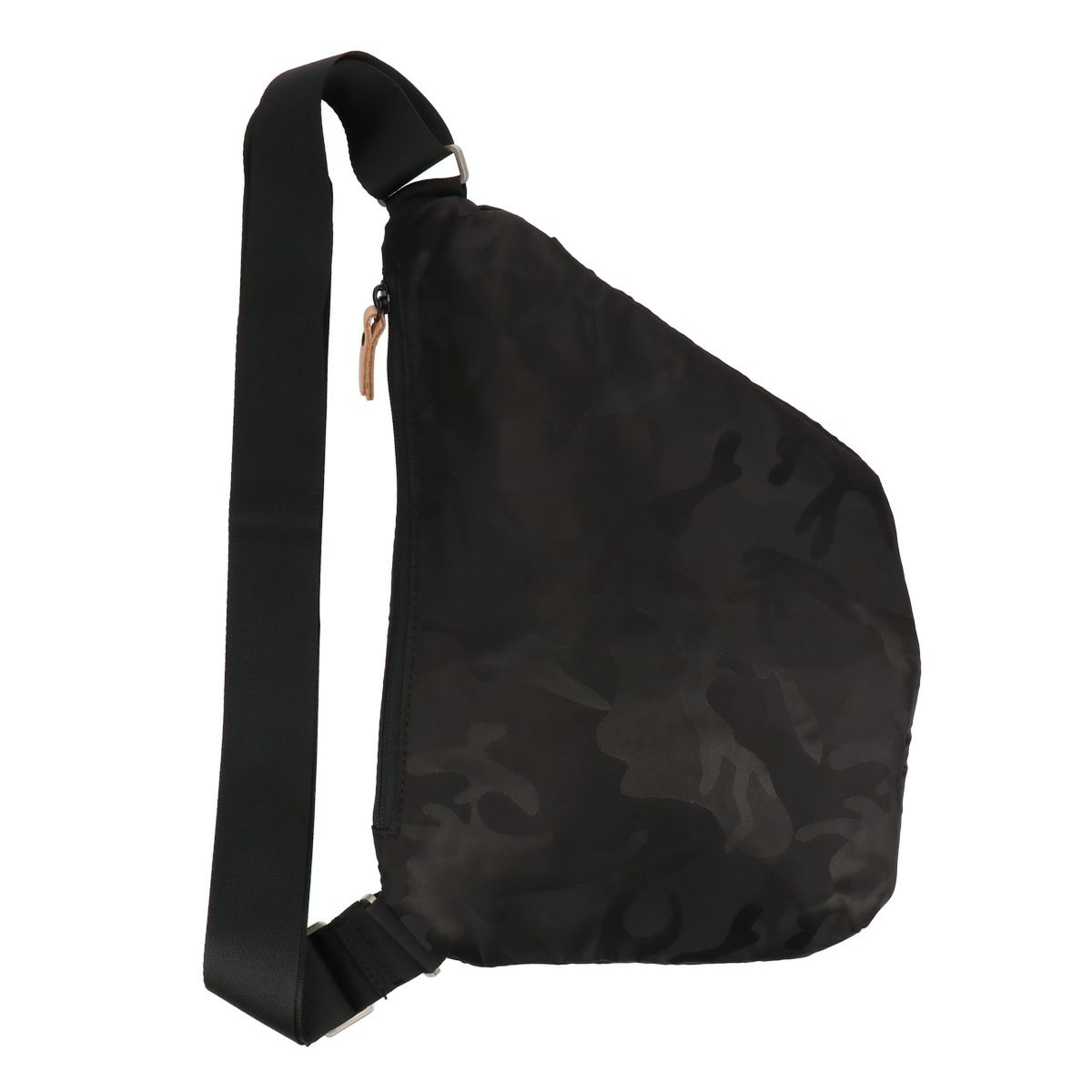カモフラージュ柄ボディバッグ