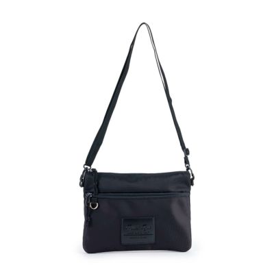 軽量サコッシュ