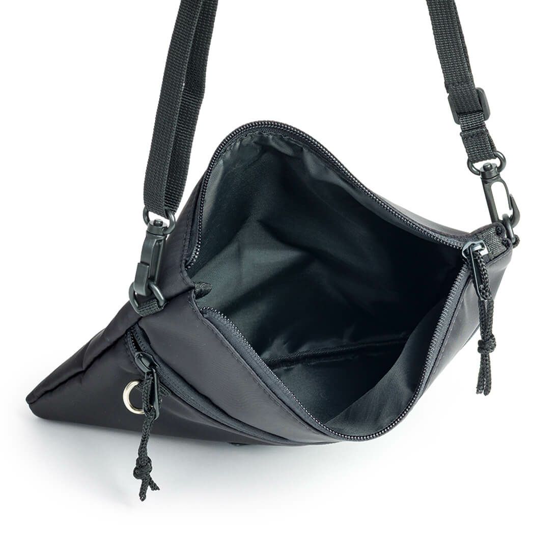 軽量サコッシュ