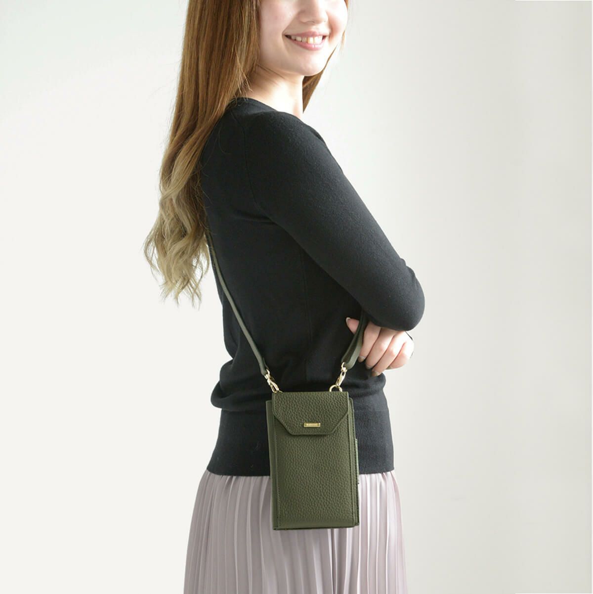 シュリンクレザースマホポシェット＜マーシ＞