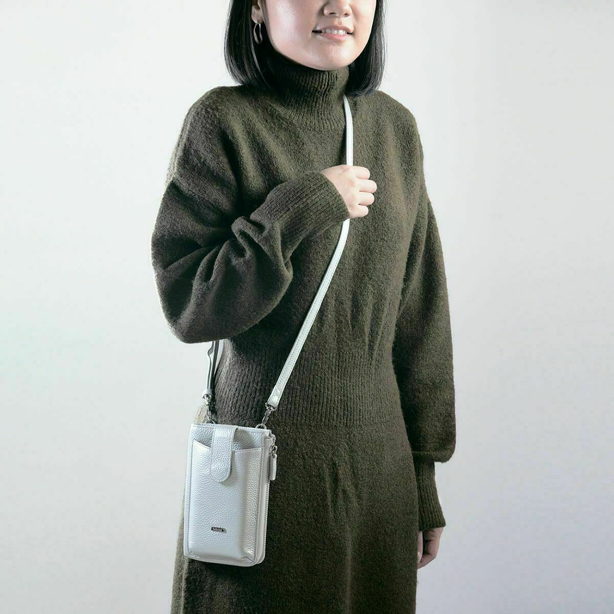 オールウェイズレザーポシェット＜ピッコラ＞