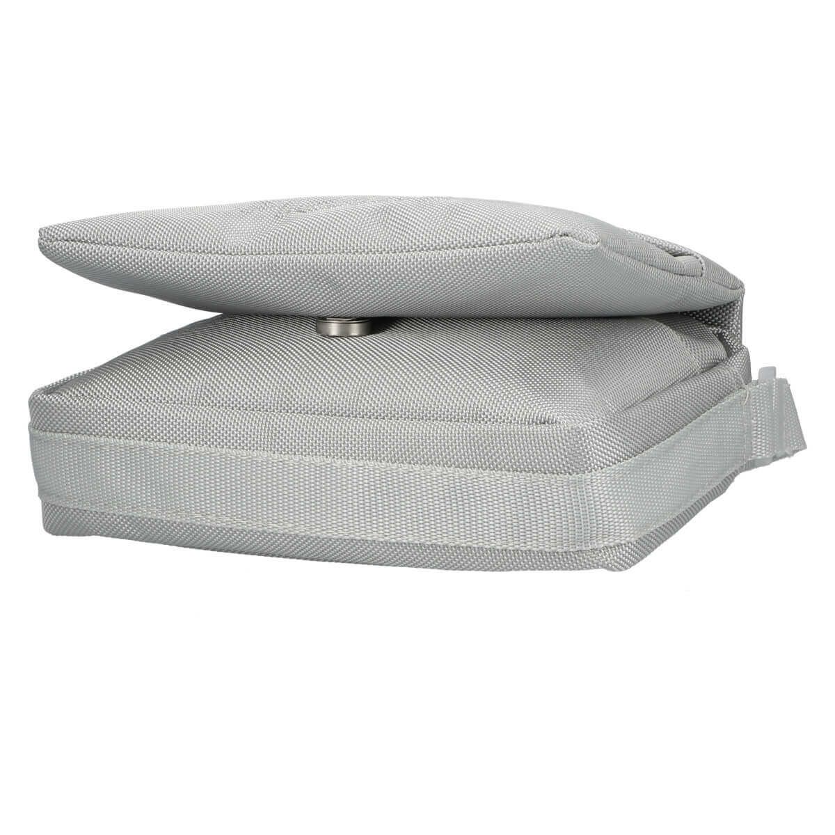 HITEC かぶせ付きナイロンショルダーバッグ