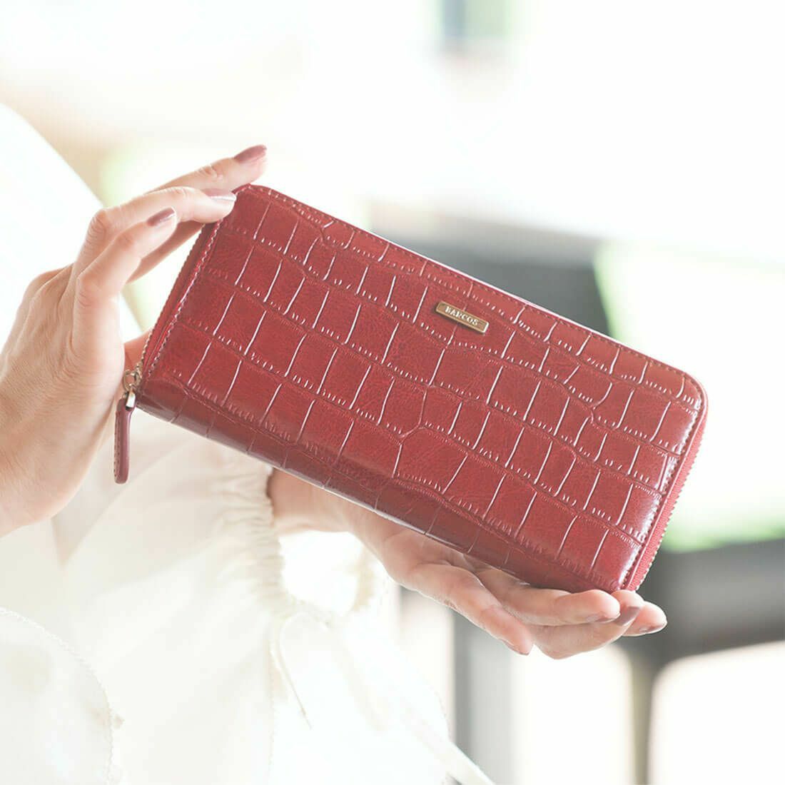 クロコダイル型押しシャイニングレザーウォレット | バルコス公式