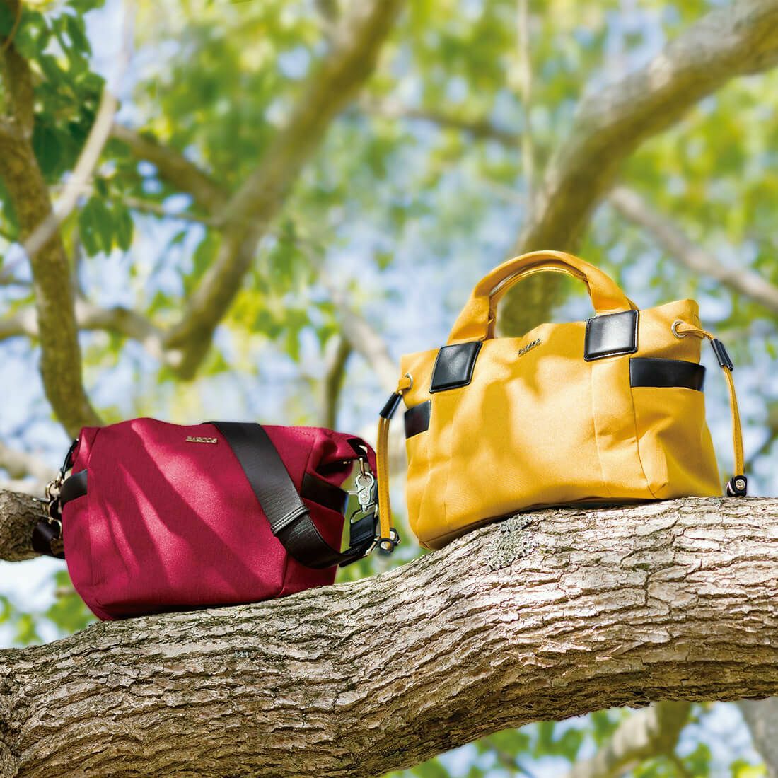 ヤンピーライトショルダーバッグ