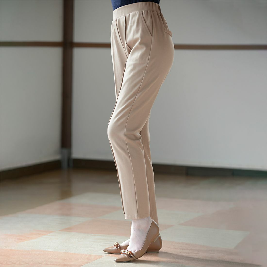 ストレッチパンツ