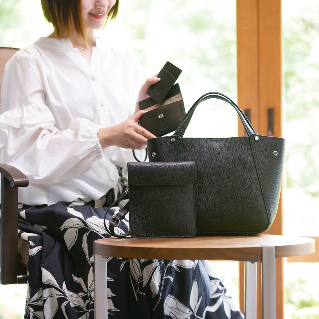 【セット商品】シュリンクレザー2wayバッグ＜プレミアム4点セット＞