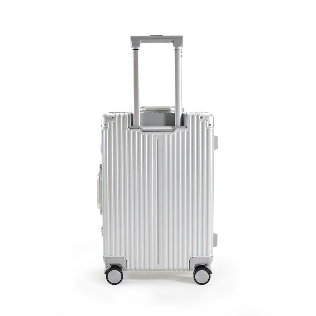 キャリーケース小（20インチ）