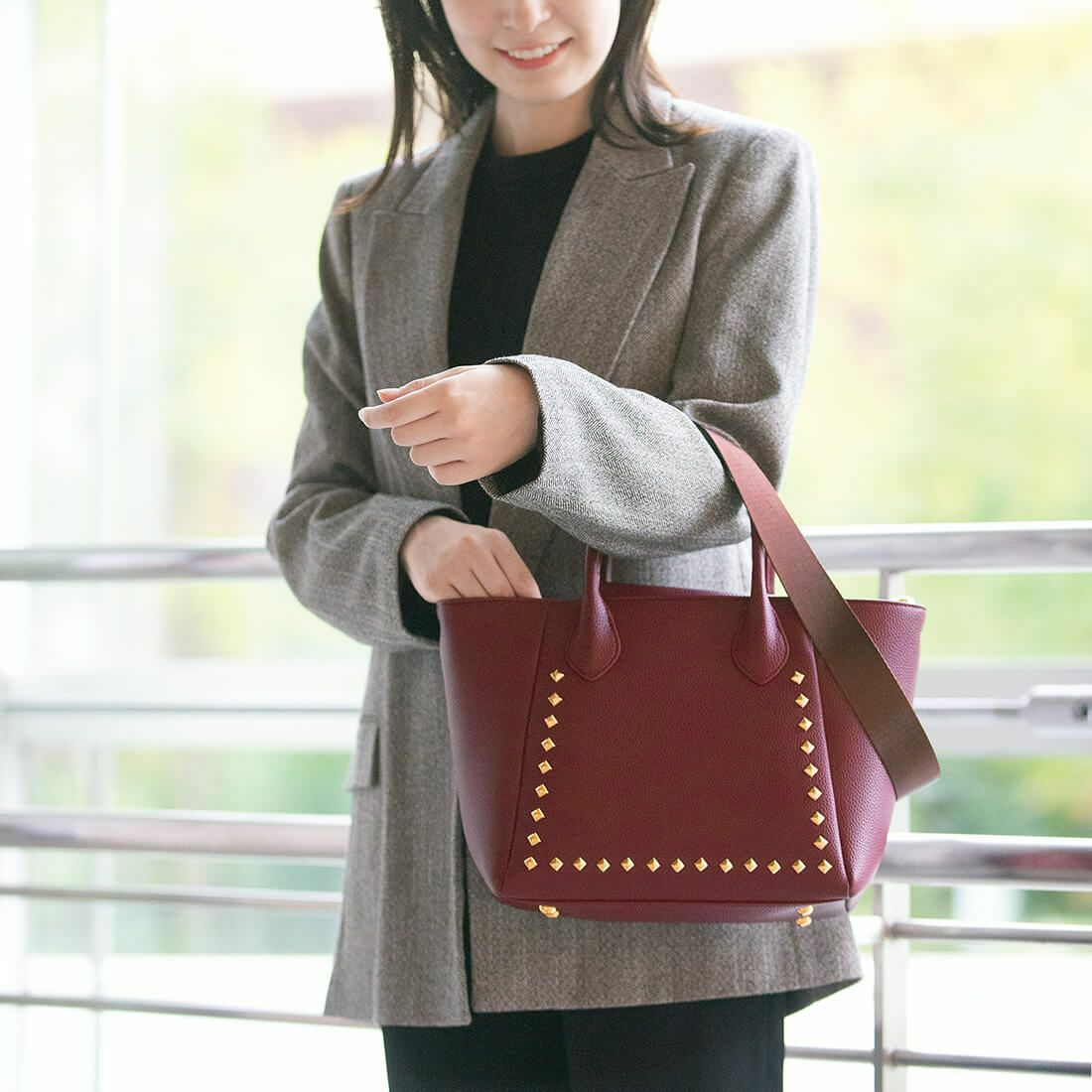 スタッズトート2wayバッグ