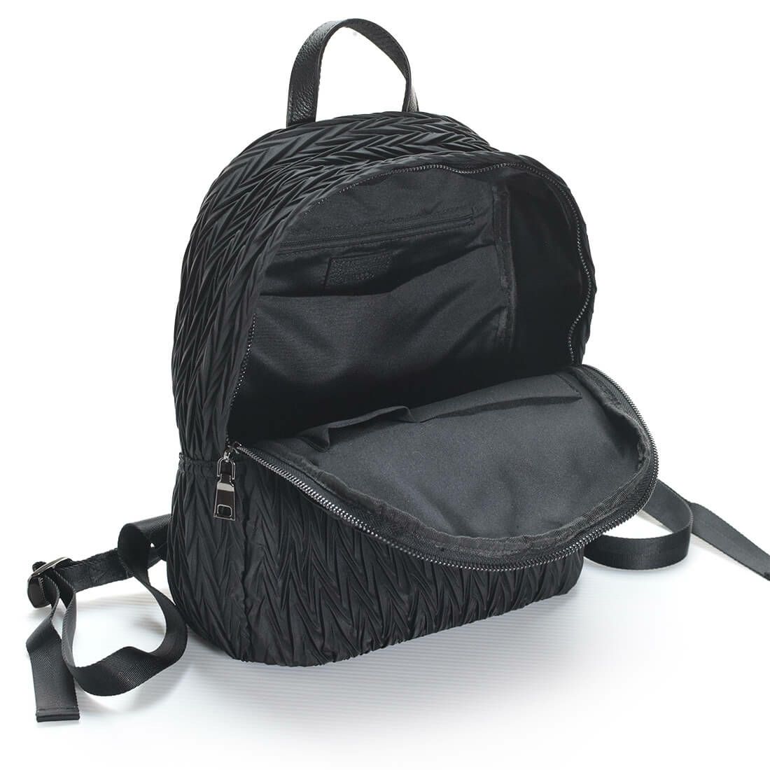 プリーツ加工ナイロンリュックサック