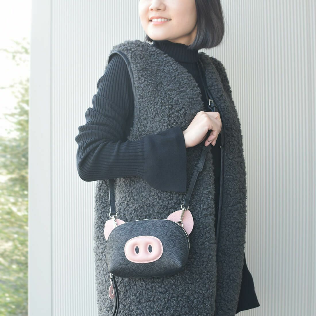 豚モチーフポーチ