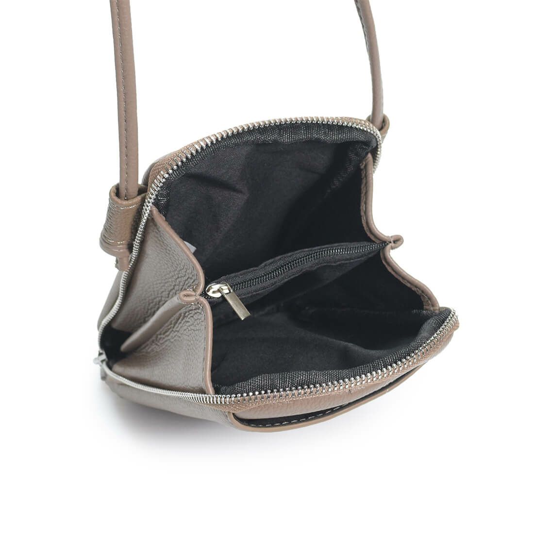 ノットモチーフフェイクレザーポシェット