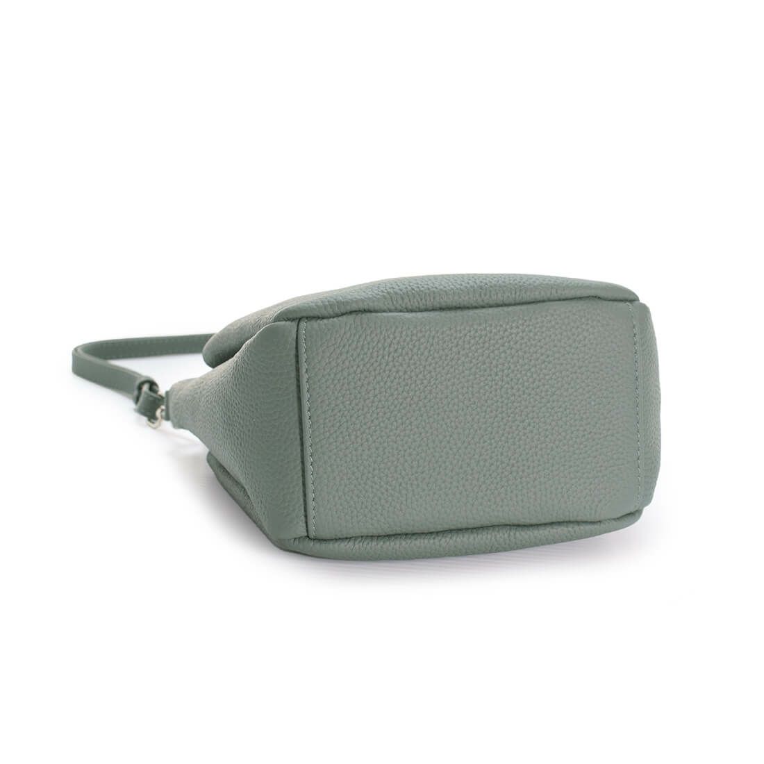 スクエア型シュリンクレザーショルダーバッグ