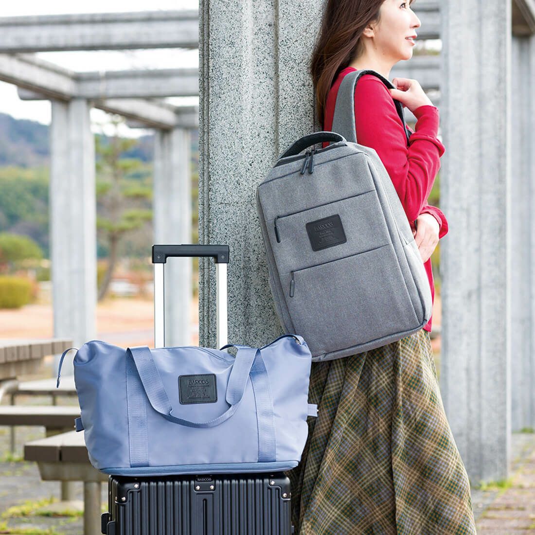 変形軽量ボストンバッグ