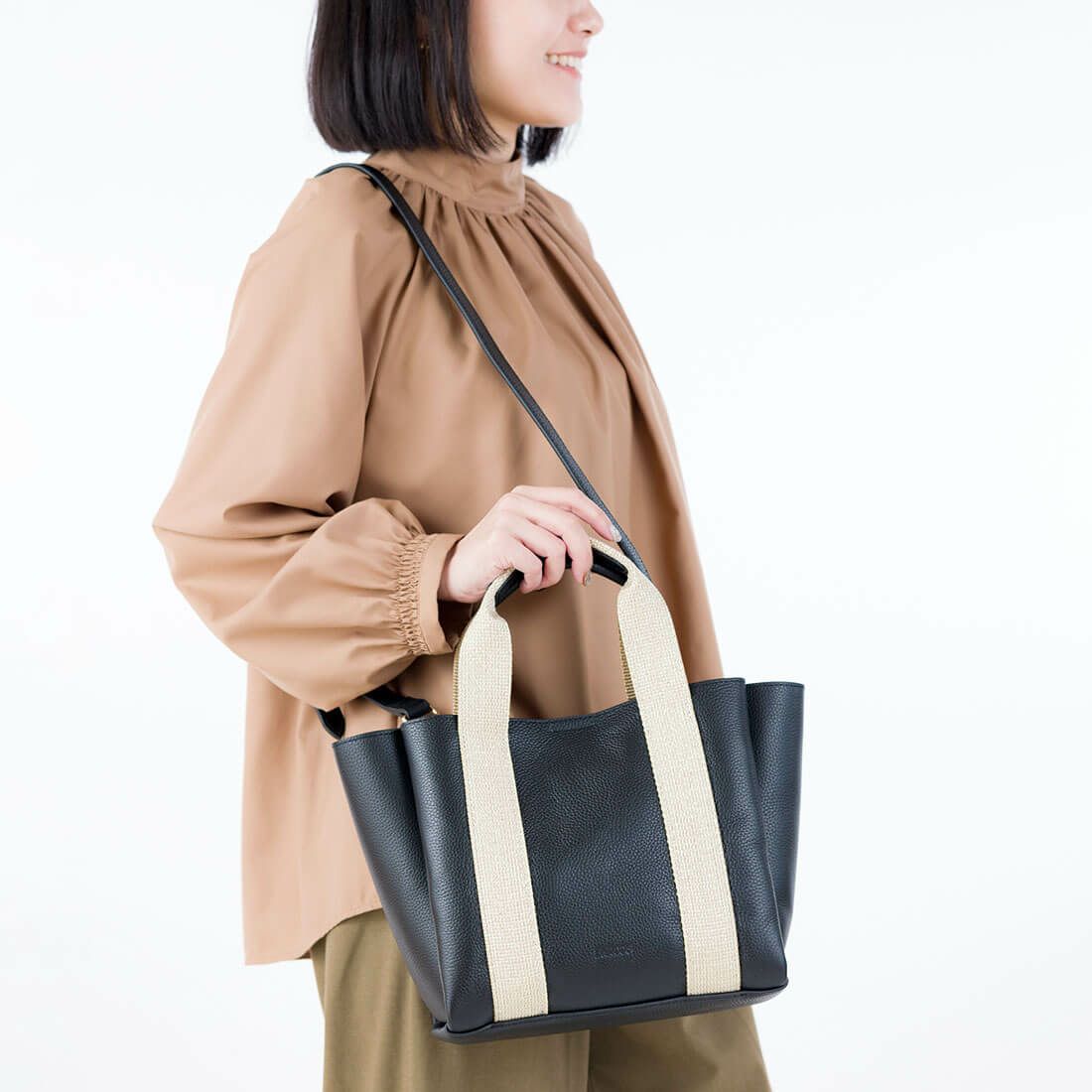 ラメテープデザイン3層ハンドバッグ | バルコス公式オンラインショップ