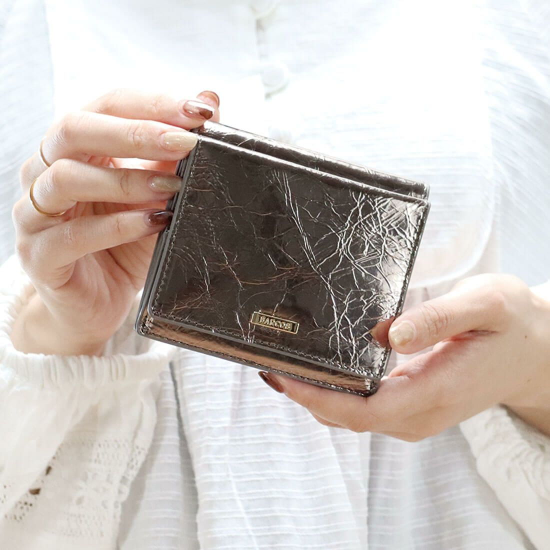 しわパテントレザー折財布 | バルコス公式オンラインショップ