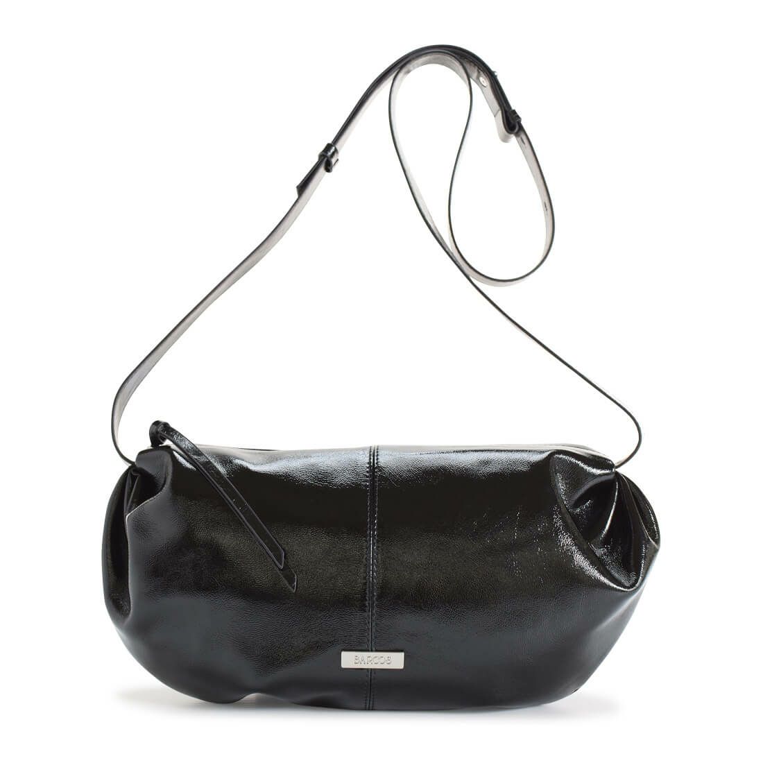 半月型メタリックレザーショルダーバッグ