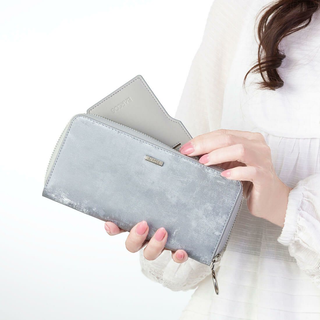 シルキーレザーラウンド型ロングウォレット | バルコス公式オンライン