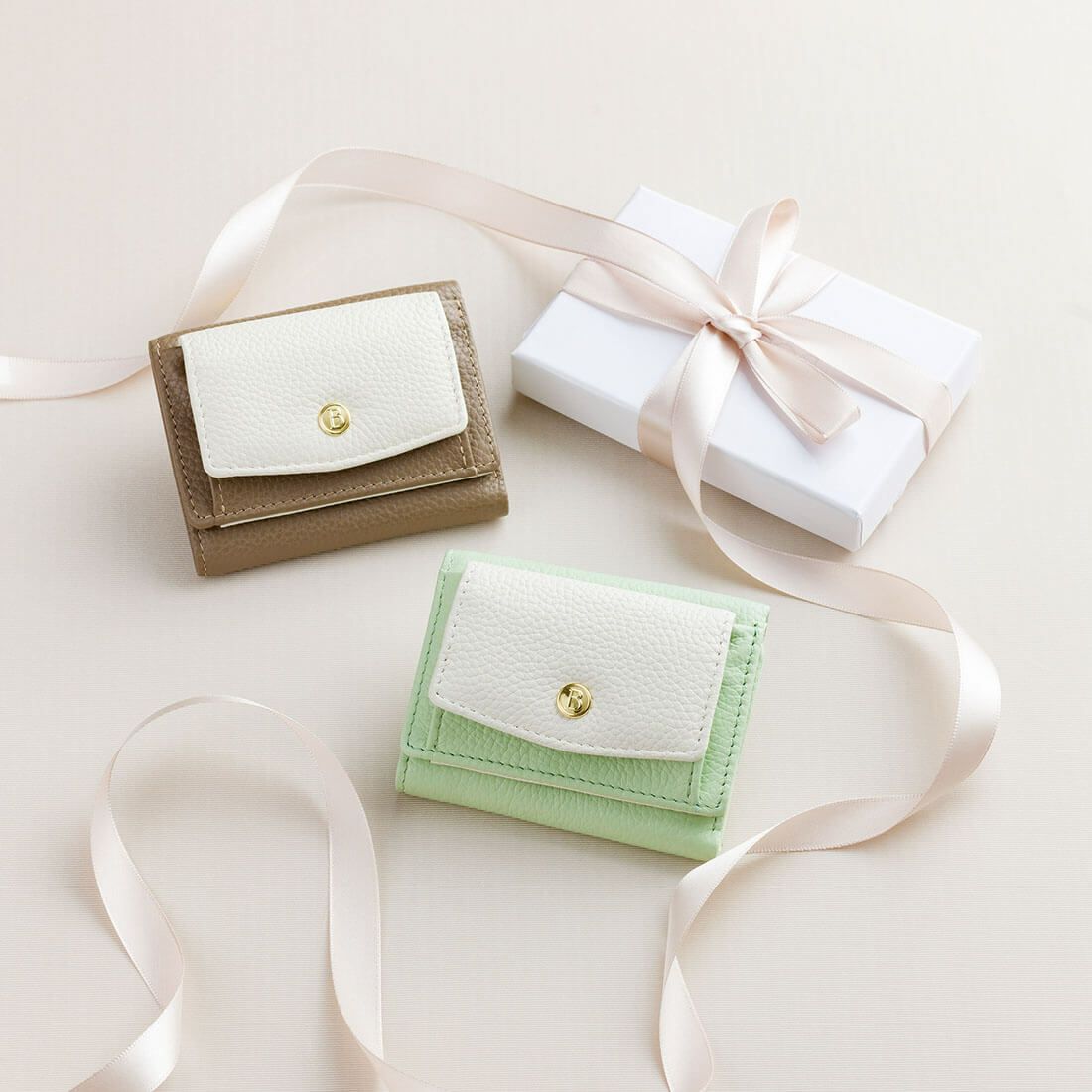 バイカラー牛革3つ折り財布 | バルコス公式オンラインショップ