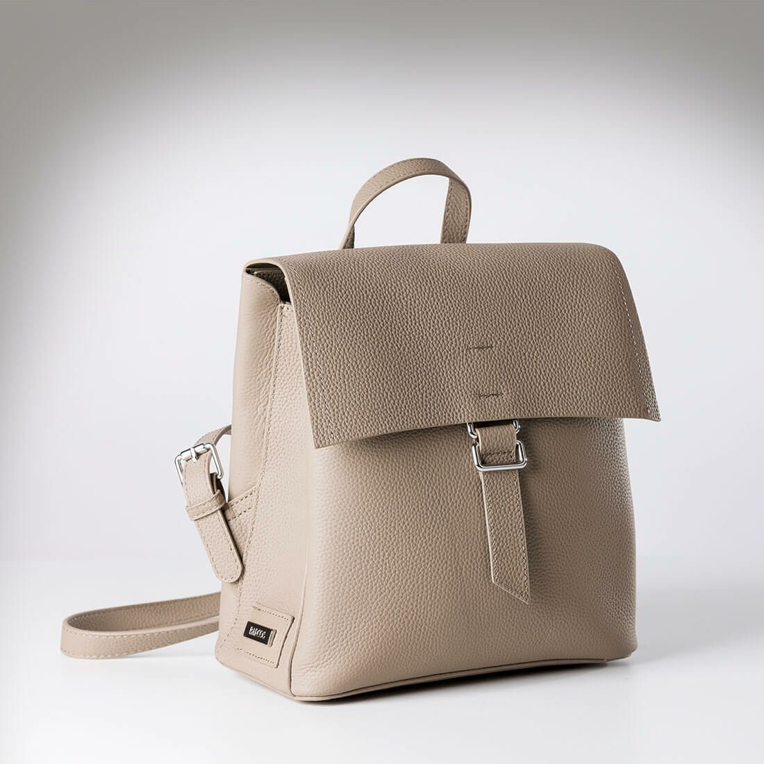 フラップデザインシュリンクレザーリュック | バルコス公式オンライン