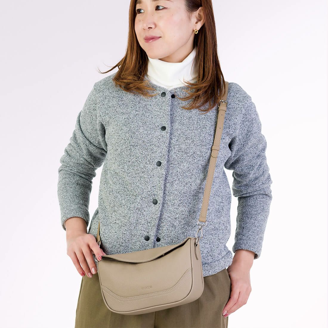 フラップデザインシュリンクレザー2wayポシェット