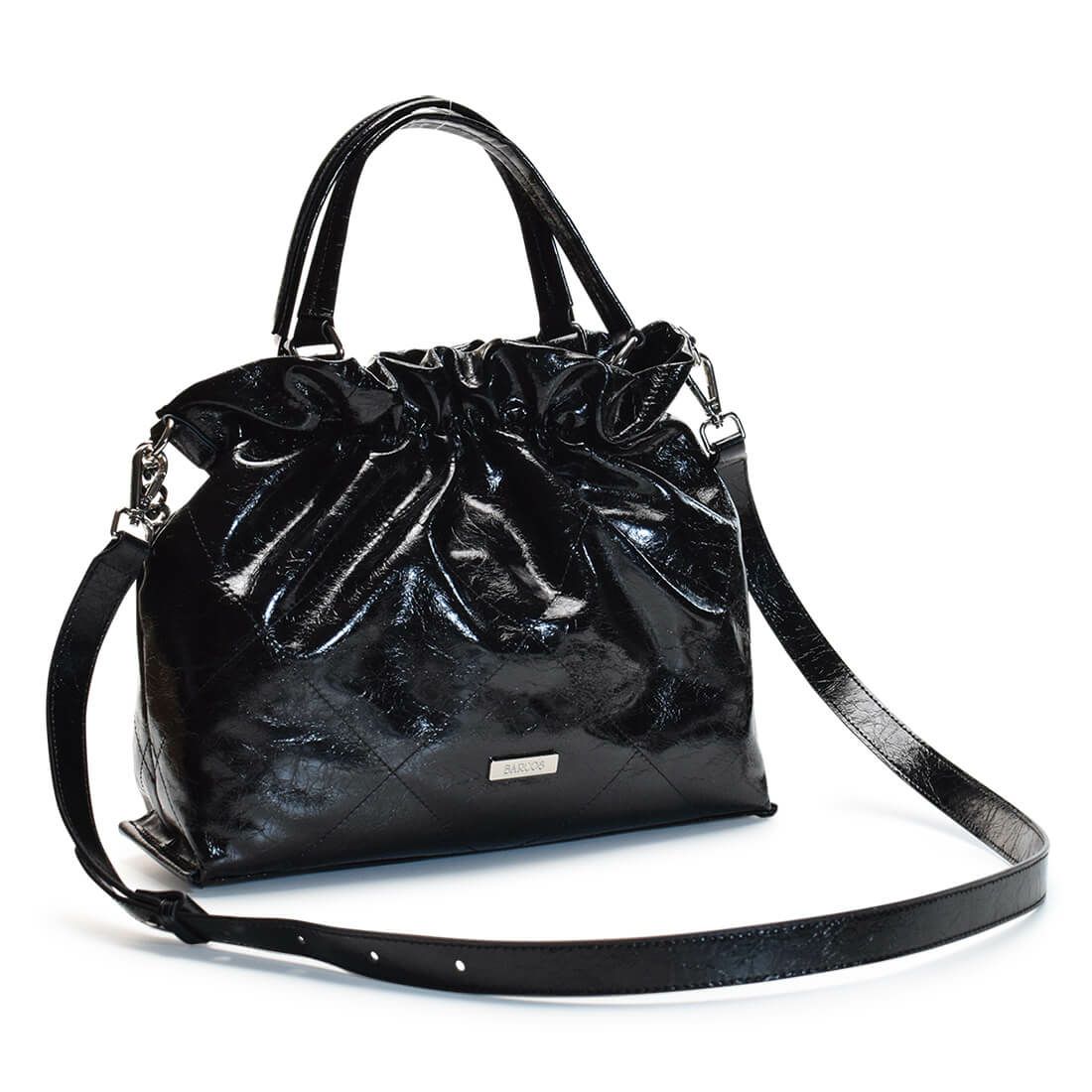 チェーン付きキルティングバッグ