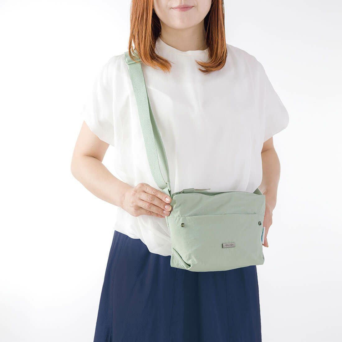 ふんわり軽やかポリエステルショルダー