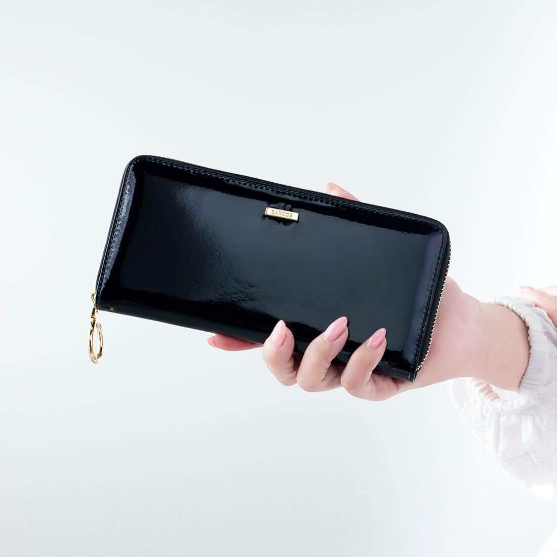 パテントレザーラウンド型長財布