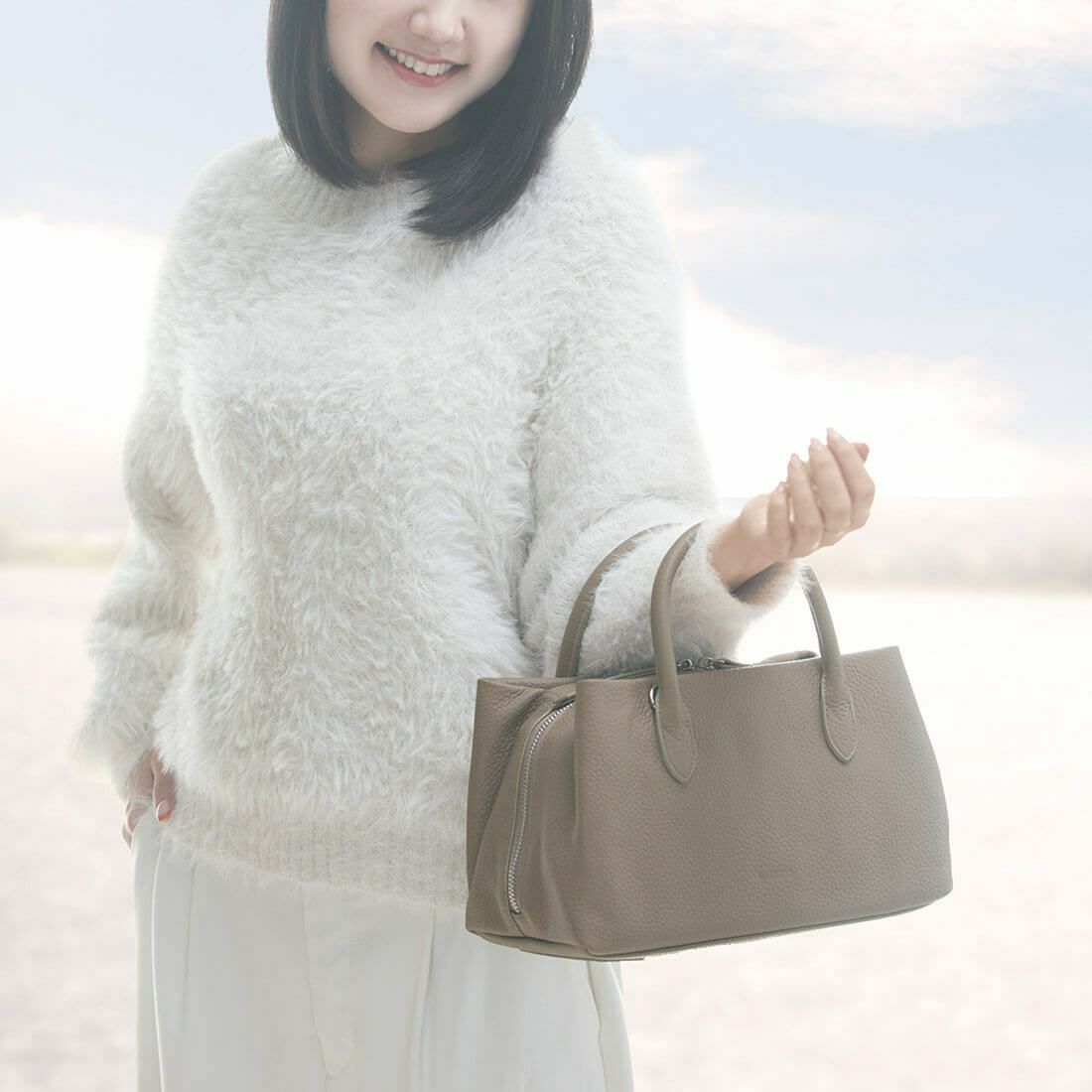 シュリンクレザー3層ハンドバッグ＜グラッツェ＞