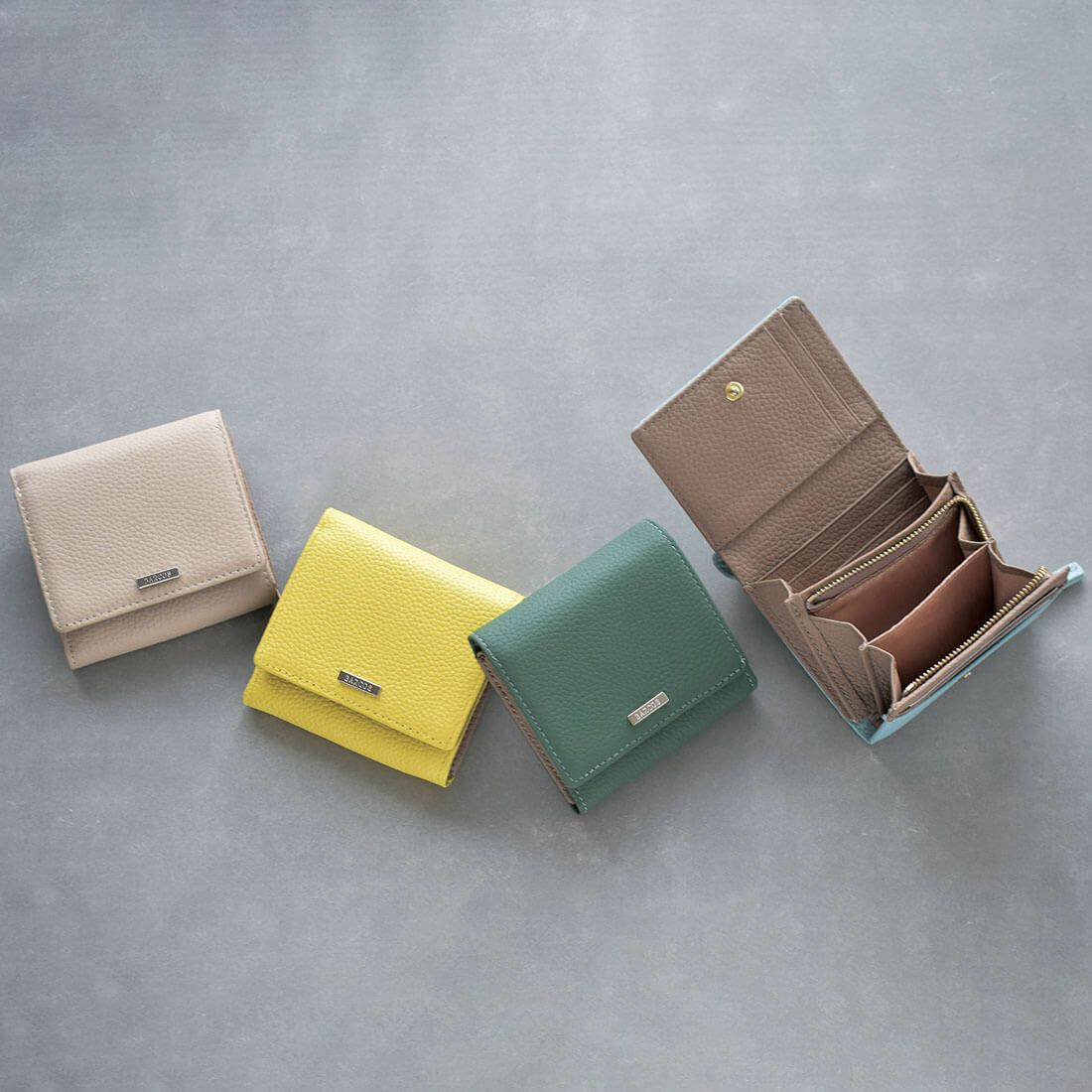 シュリンクレザーバイカラー折財布