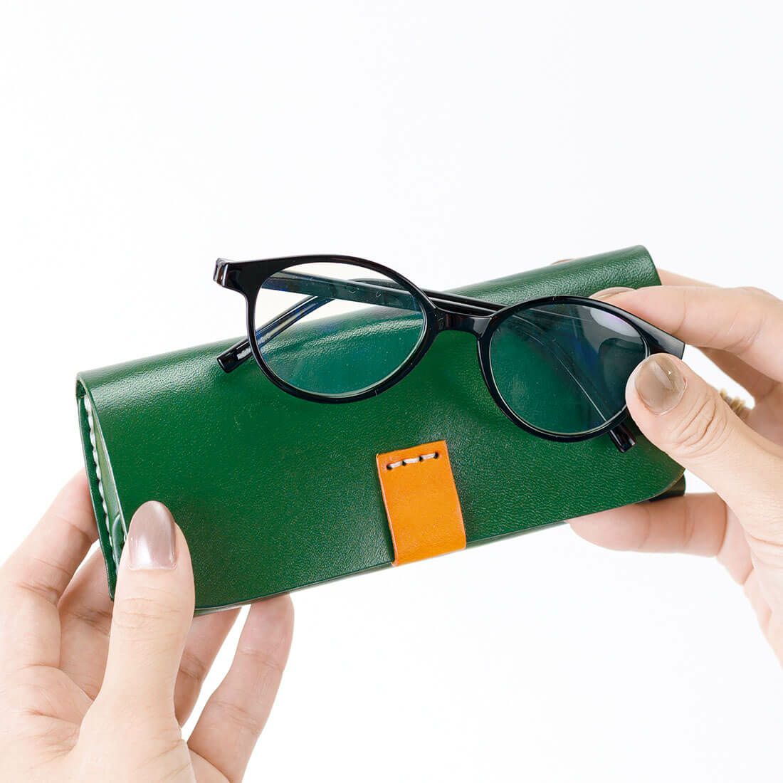 バイカラーレザーメガネケース