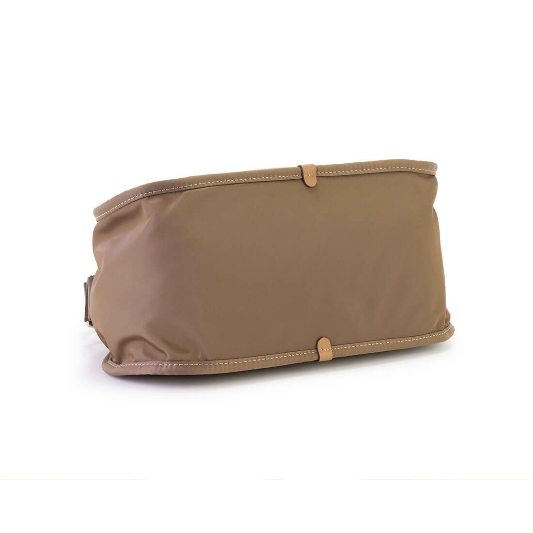 三角フォルム軽量ショルダーバッグ